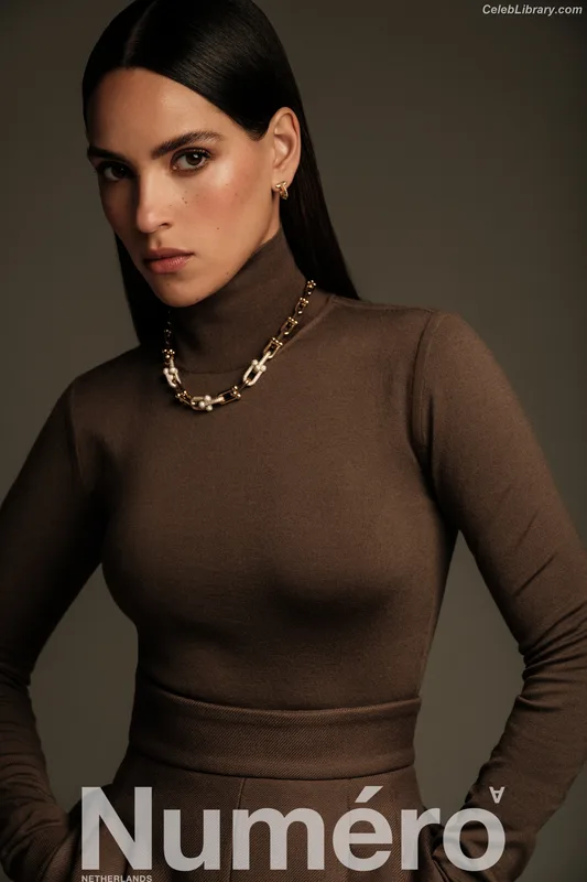 Adria Arjona photo 23 of 668
