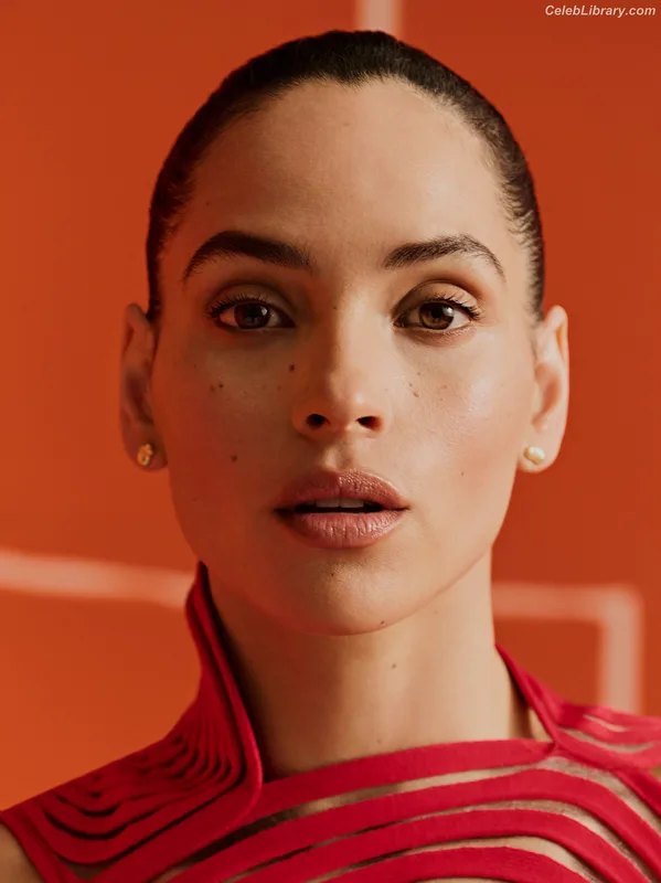 Adria Arjona photo 18 of 668