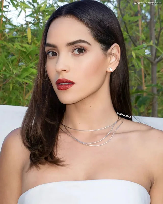 Adria Arjona photo 24 of 668