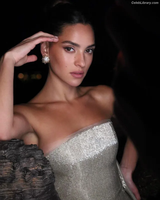 Adria Arjona photo 6 of 668