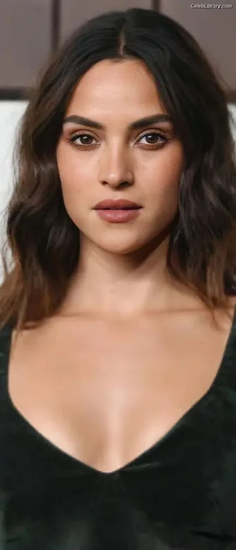 Adria Arjona photo 12 of 668