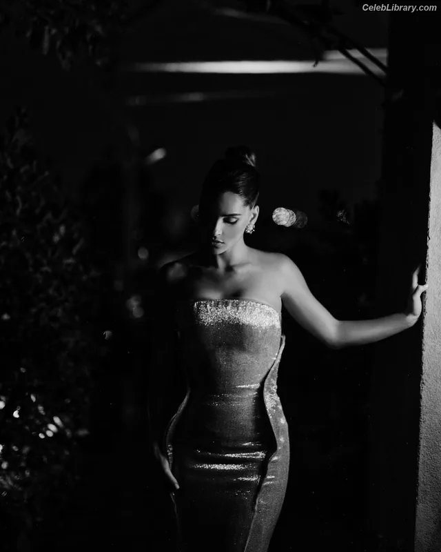 Adria Arjona photo 22 of 668