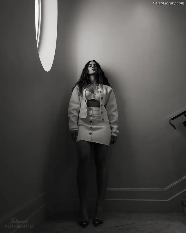Adria Arjona photo 17 of 668