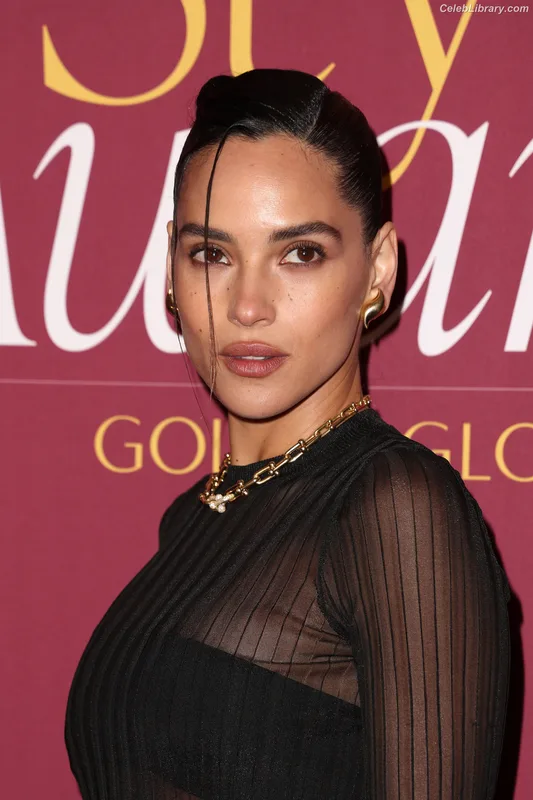 Adria Arjona photo 21 of 668