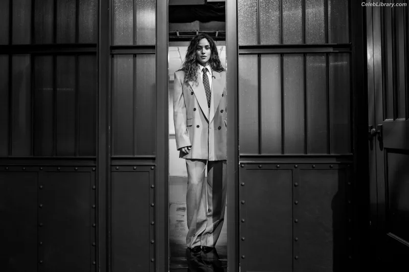 Adria Arjona photo 18 of 668