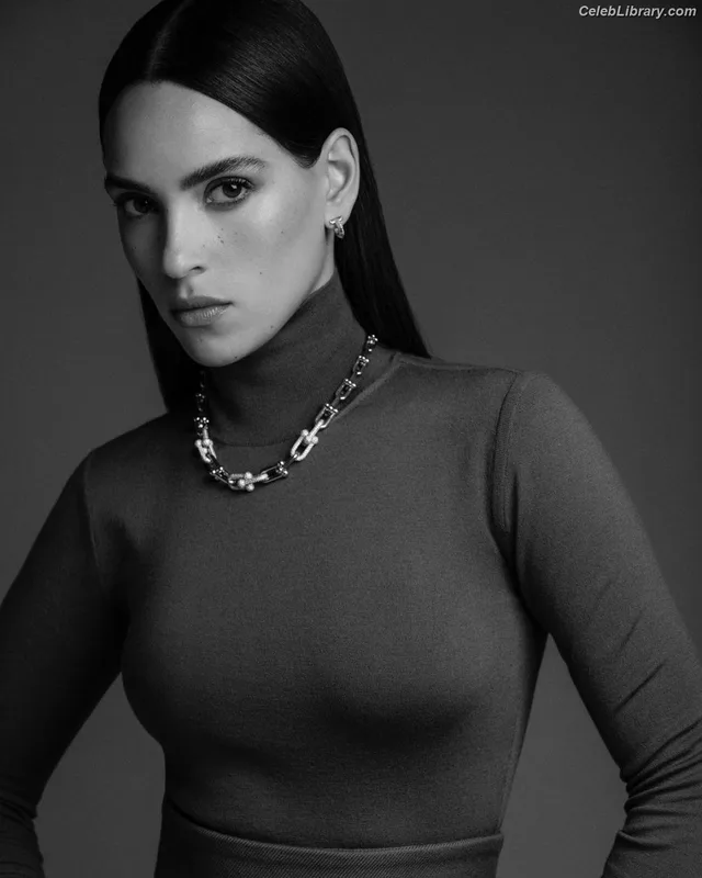 Adria Arjona photo 3 of 668