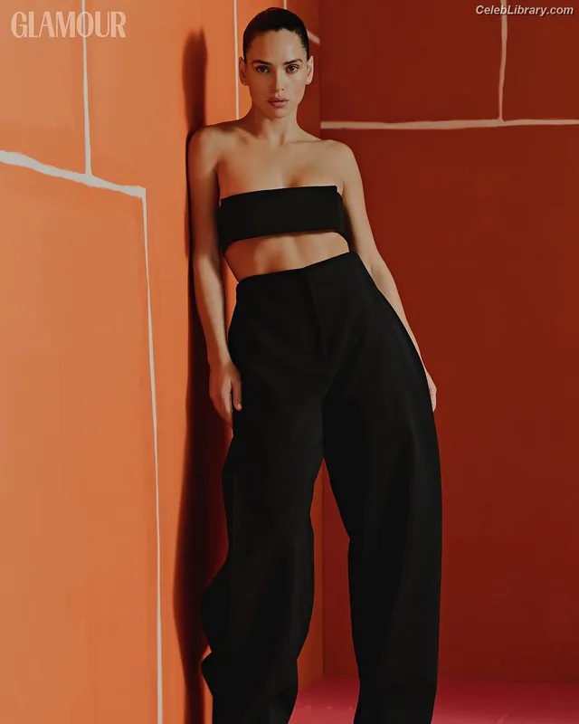 Adria Arjona photo 22 of 668