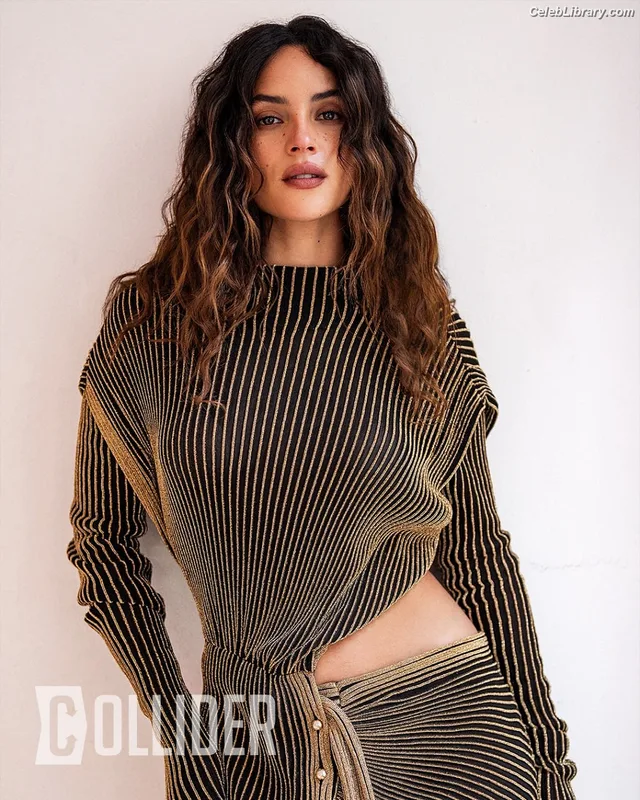 Adria Arjona photo 11 of 668