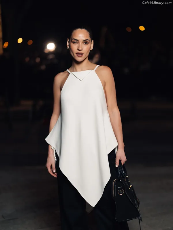 Adria Arjona photo 14 of 668