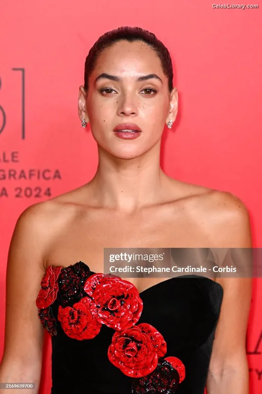 Adria Arjona photo 15 of 668