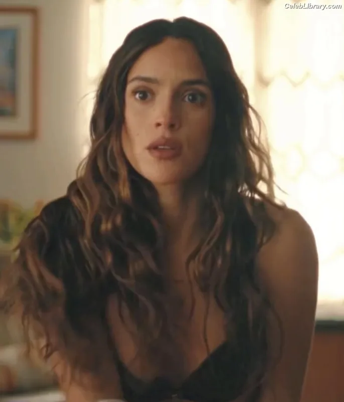Adria Arjona photo 15 of 668