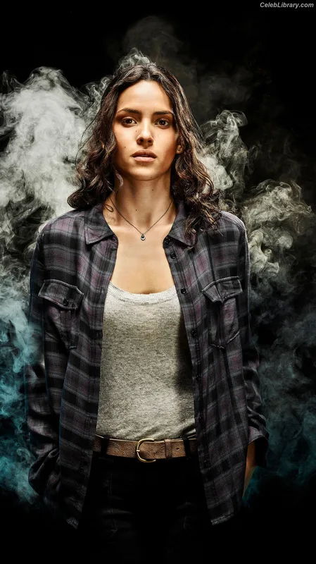 Adria Arjona photo 15 of 668