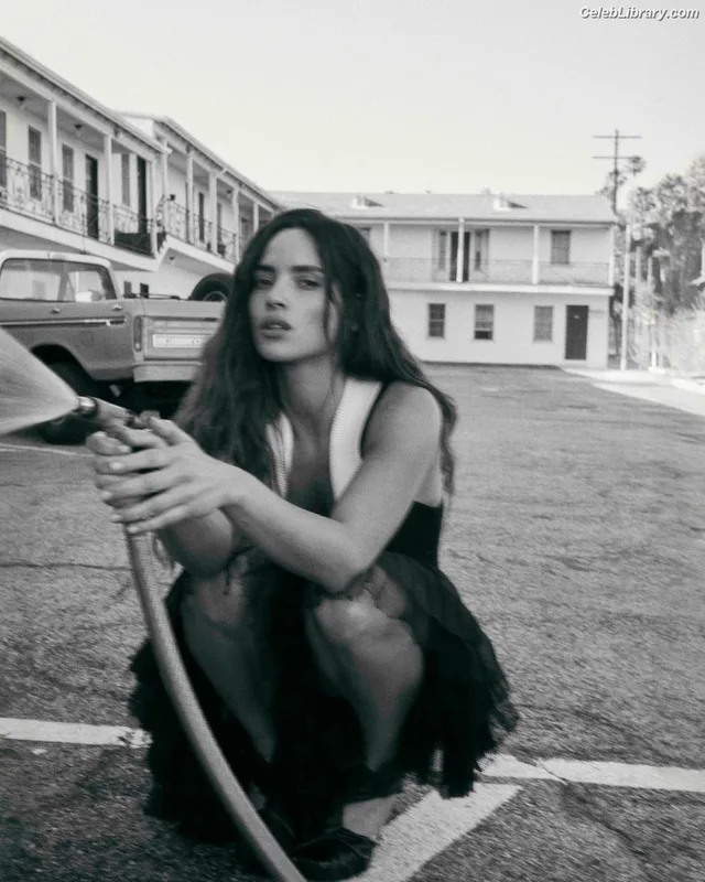Adria Arjona photo 17 of 668