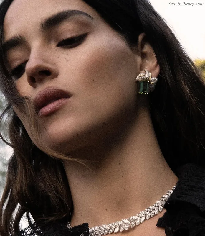 Adria Arjona photo 13 of 668