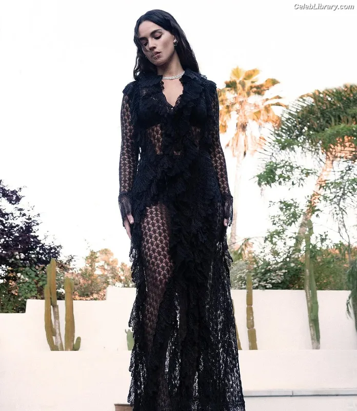 Adria Arjona photo 14 of 668