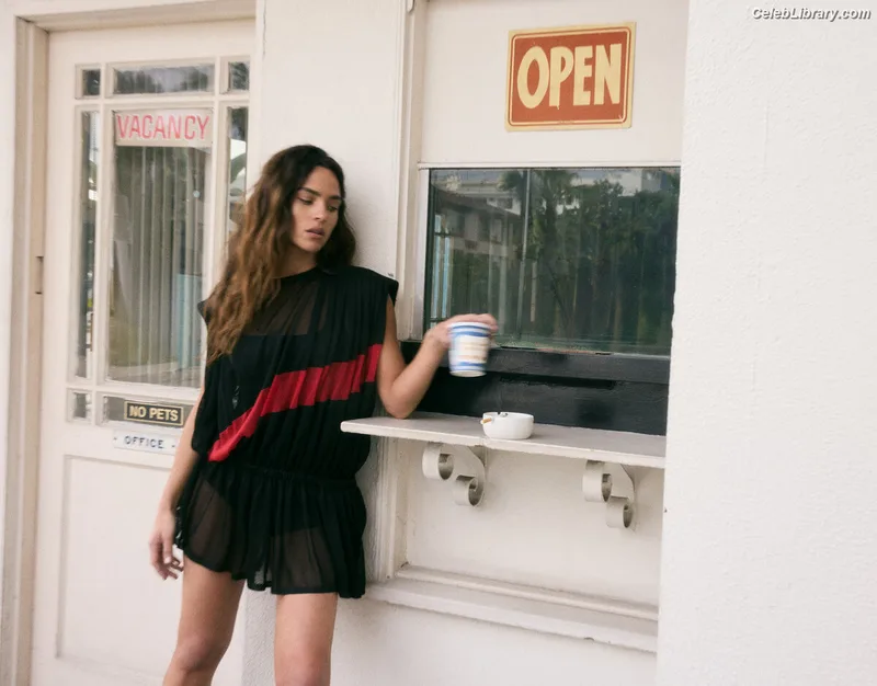 Adria Arjona photo 22 of 668