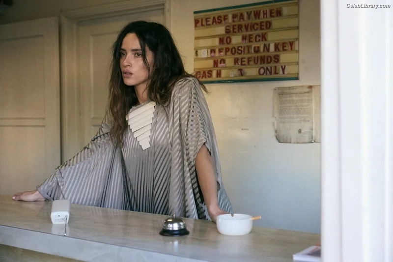Adria Arjona photo 2 of 668