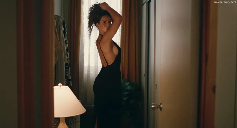 Adria Arjona photo 7 of 668