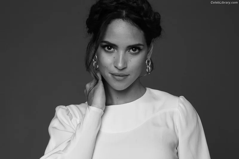 Adria Arjona photo 14 of 668