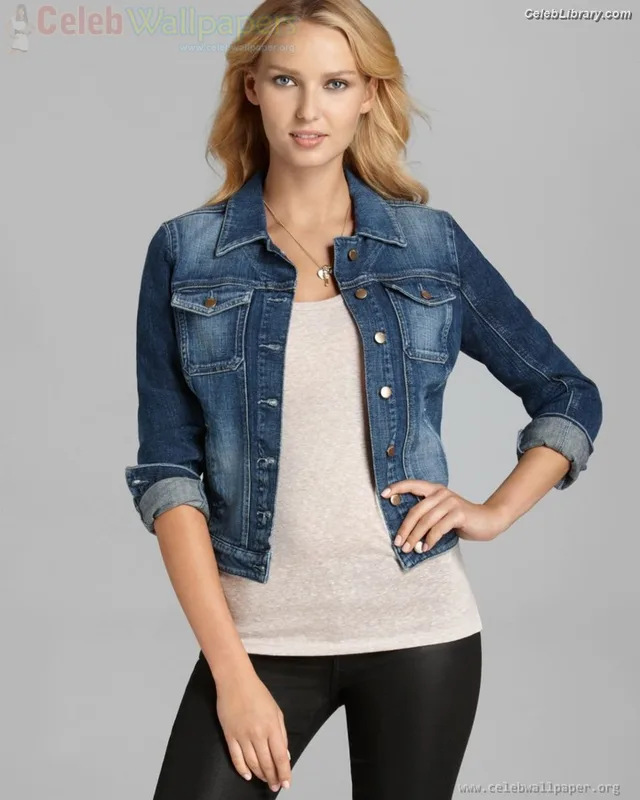 Adriana Cernanova photo 20 of 170