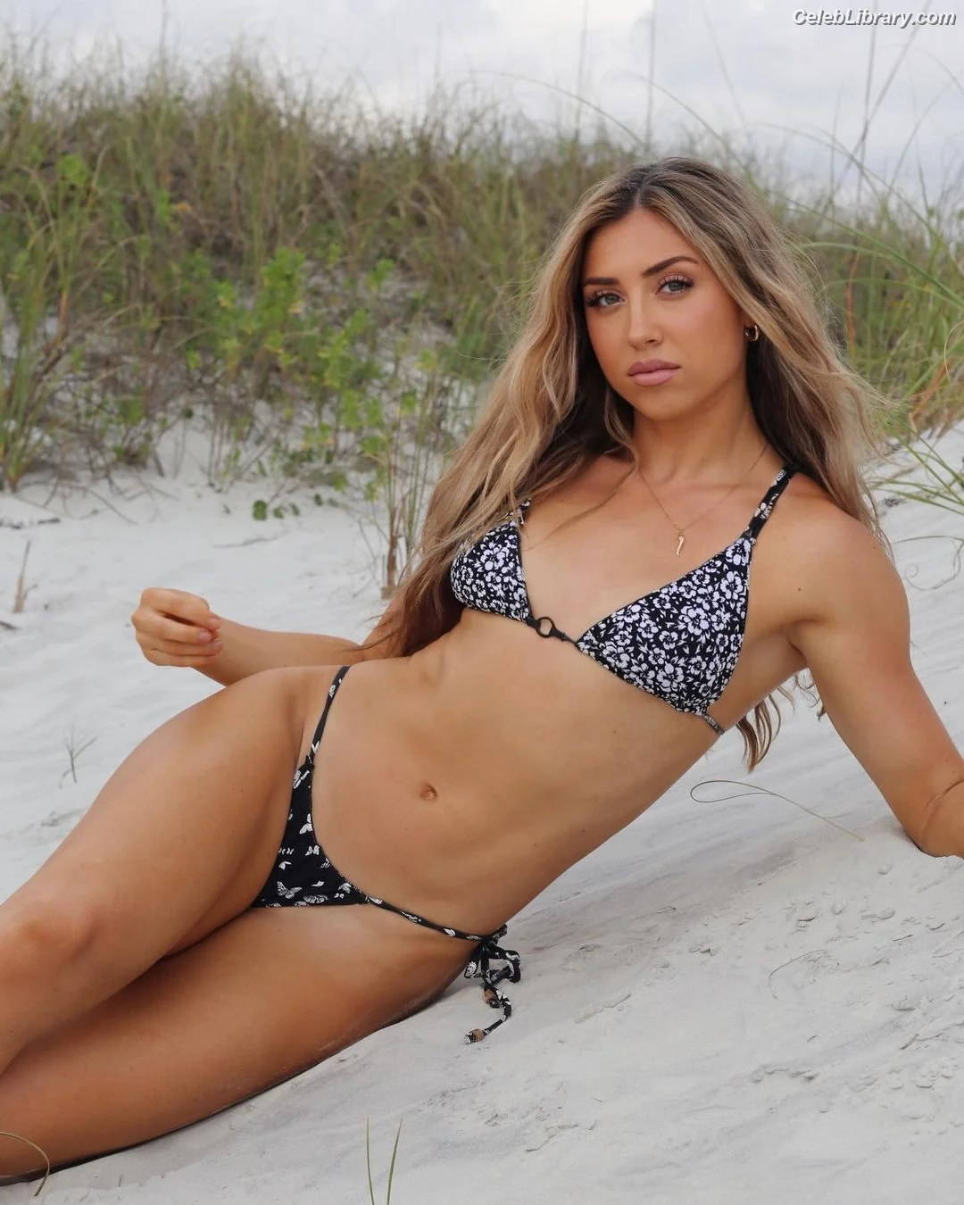 Adriana Rizzo photo 18 of 300