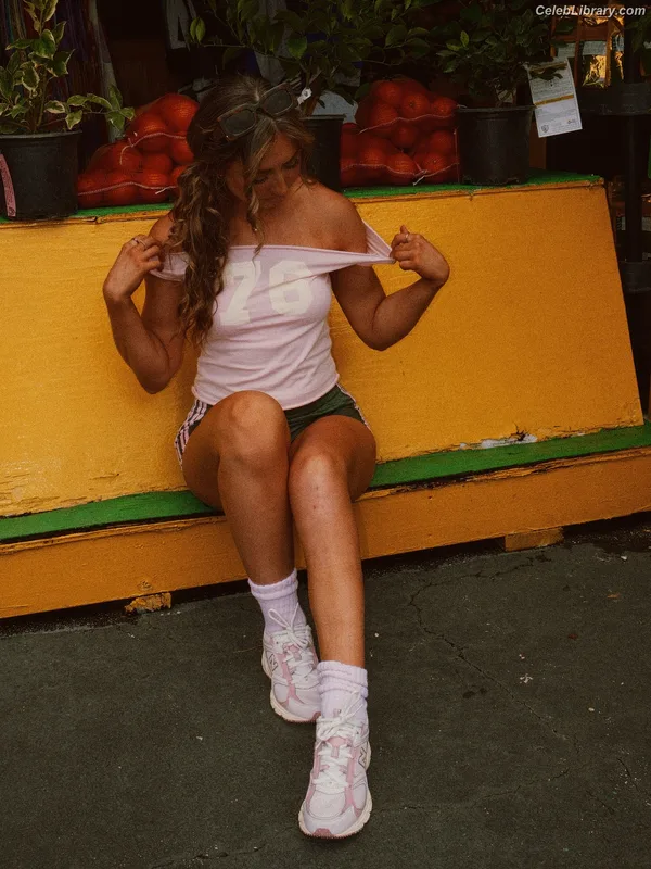 Adriana Rizzo photo 15 of 301