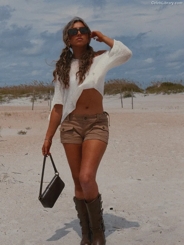 Adriana Rizzo photo 18 of 301