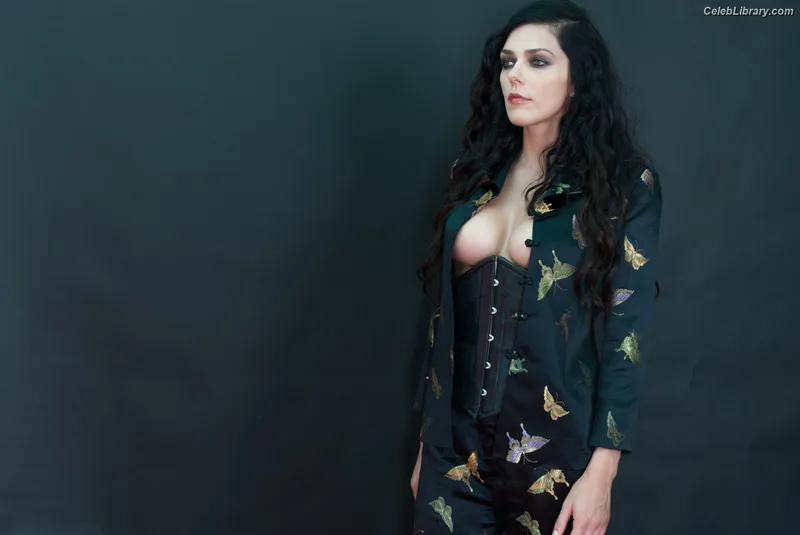 Adrianne Marie Curry photo 9 of 226