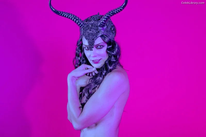 Adrianne Marie Curry photo 10 of 226