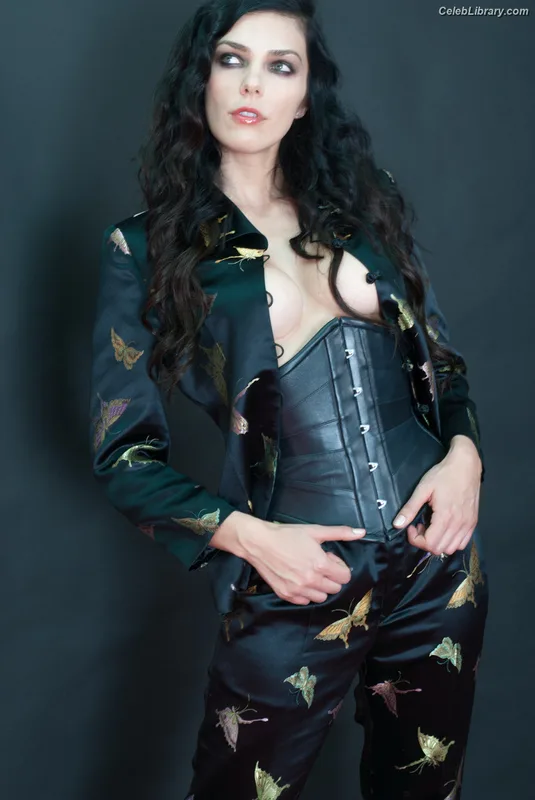 Adrianne Marie Curry photo 18 of 226