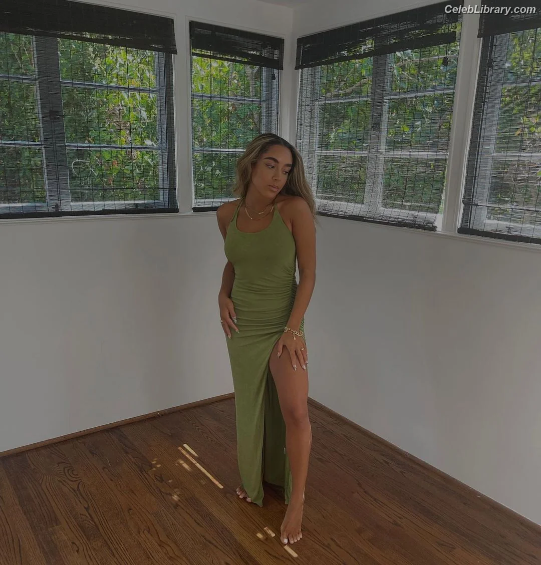 Adrienne Bailon photo 5 of 157