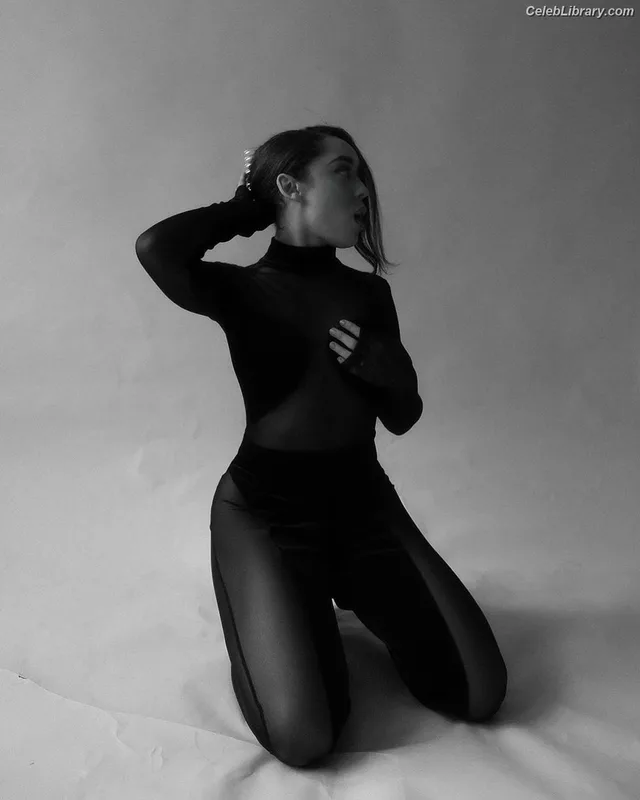 Adrienne Bailon photo 3 of 158