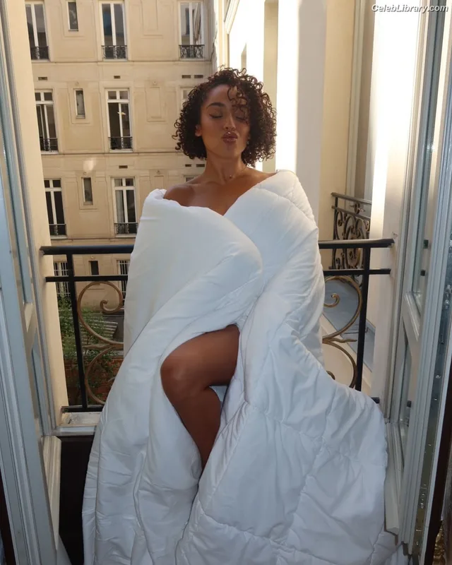 Adrienne Bailon photo 13 of 158