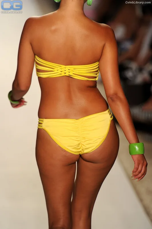 Adrienne Bailon photo 17 of 158