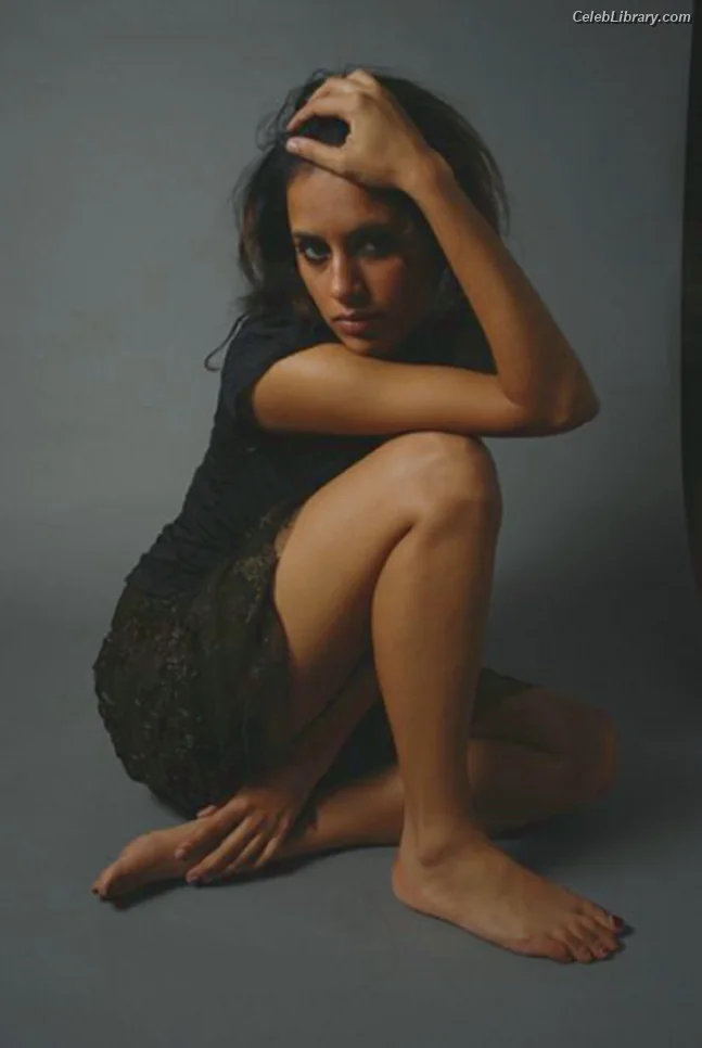 Agam Darshi photo 13 of 86