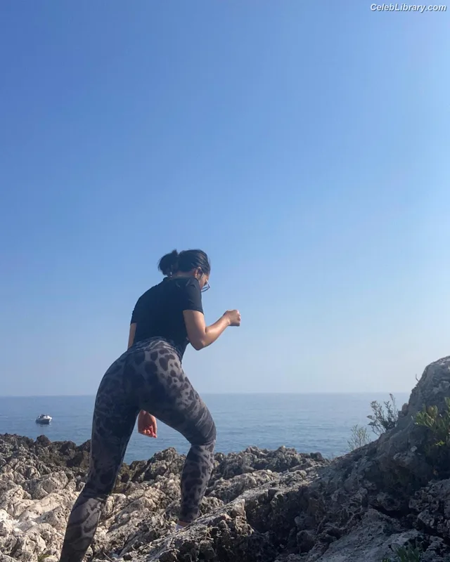 Agathe Auproux photo 4 of 458