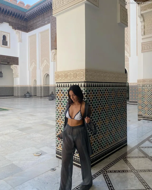 Agathe Auproux photo 13 of 458