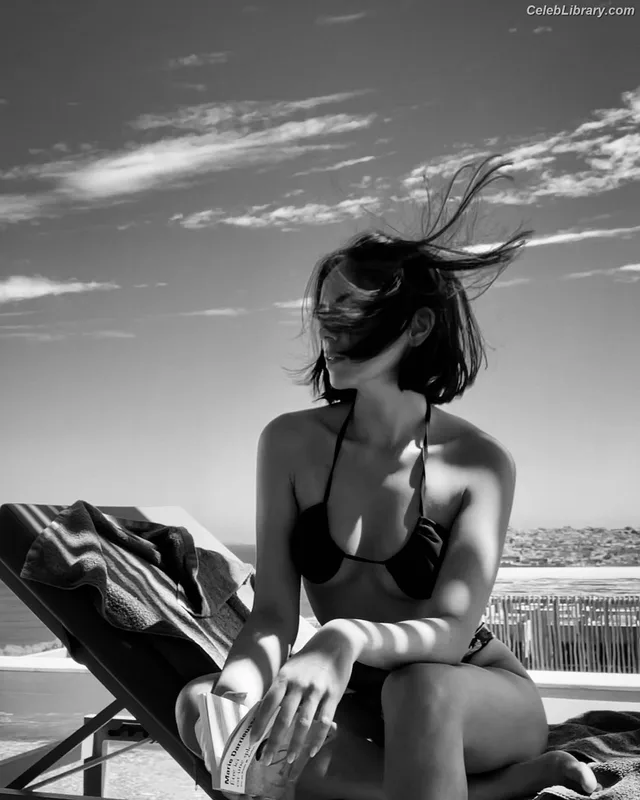 Agathe Auproux photo 22 of 458
