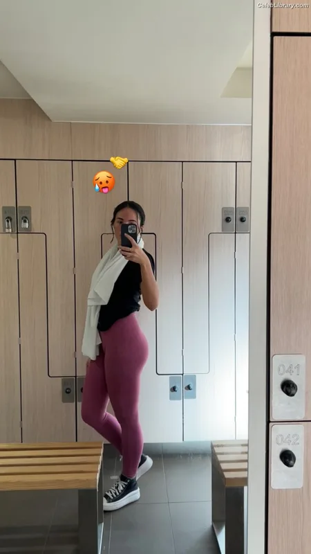 Agathe Auproux photo 9 of 458