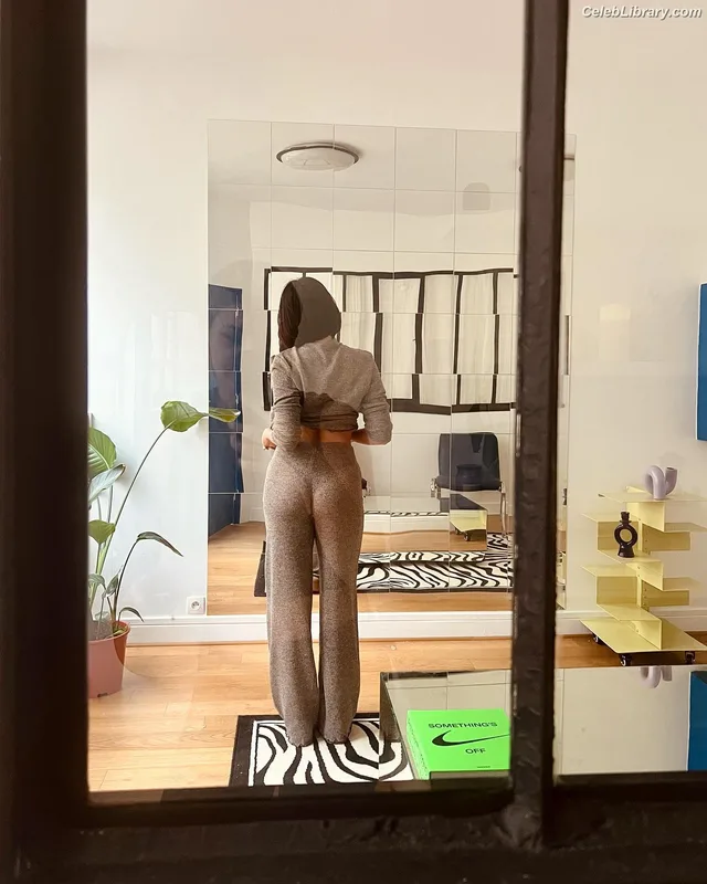 Agathe Auproux photo 10 of 458