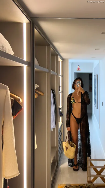 Agathe Auproux photo 13 of 458