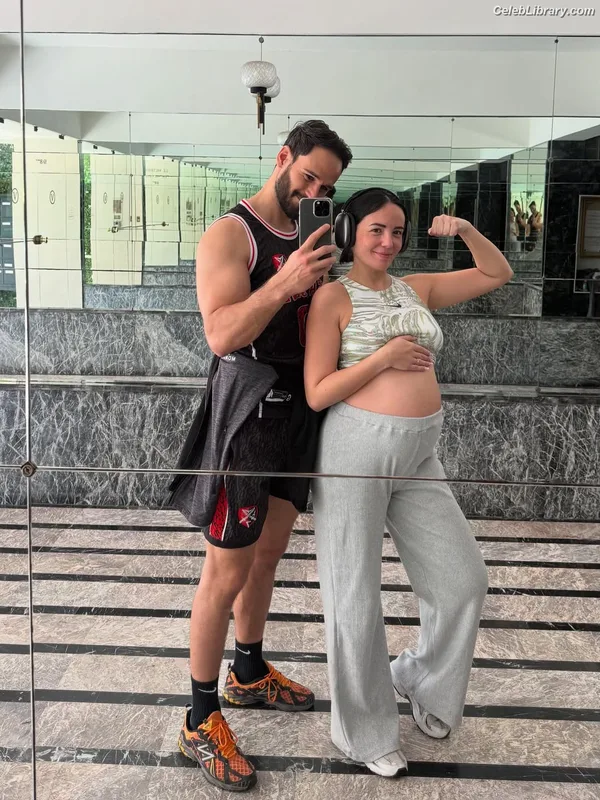 Agathe Auproux photo 19 of 458