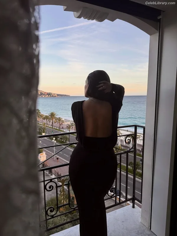 Agathe Auproux photo 4 of 458