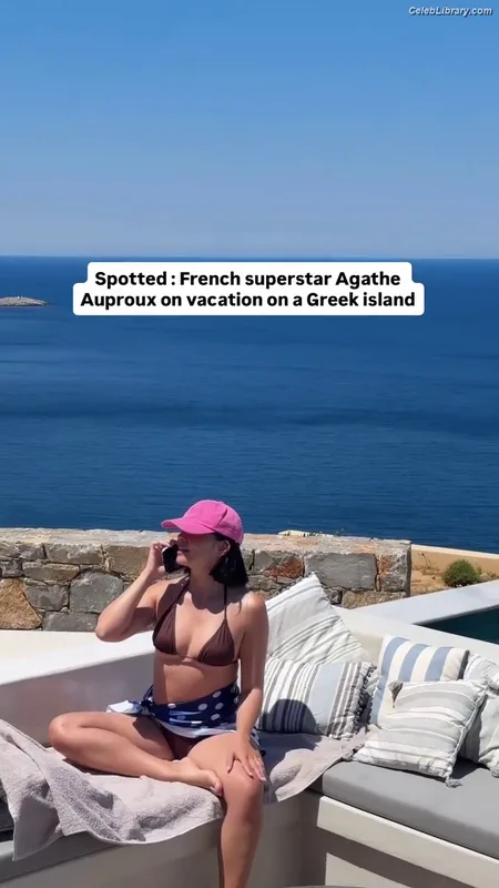 Agathe Auproux photo 15 of 458