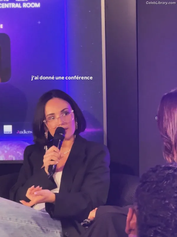 Agathe Auproux photo 11 of 458