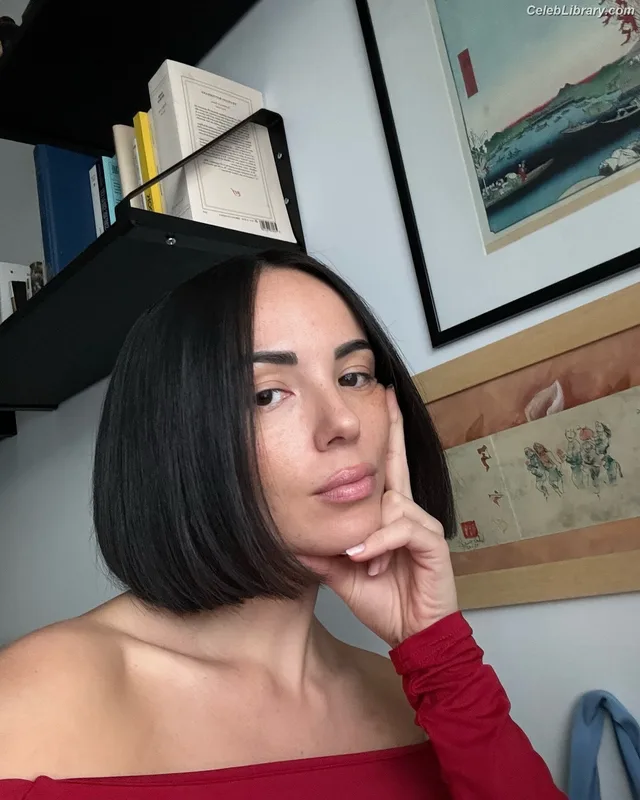 Agathe Auproux photo 12 of 458
