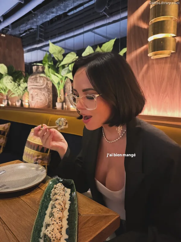 Agathe Auproux photo 18 of 458