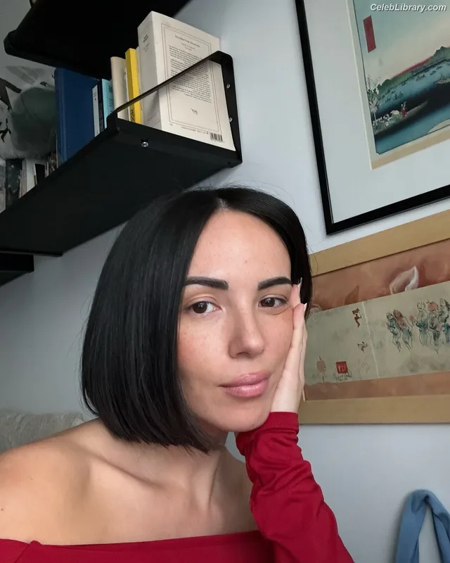 Agathe Auproux photo 1 of 458