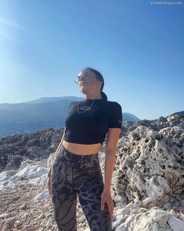 Agathe Auproux photo 5 of 458