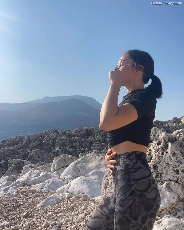 Agathe Auproux photo 6 of 458
